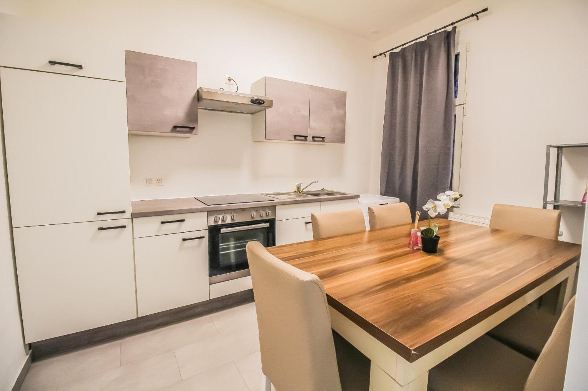 וינה Comfort Apartment 5P Mz מראה חיצוני תמונה